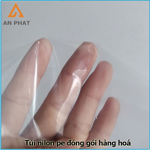 Túi nilon pe nguyên sinh có màu trắng trong suốt